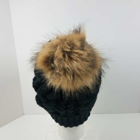 Thick Black Cable Knit Hat and Infinity Scarf - Picture 9 of 14